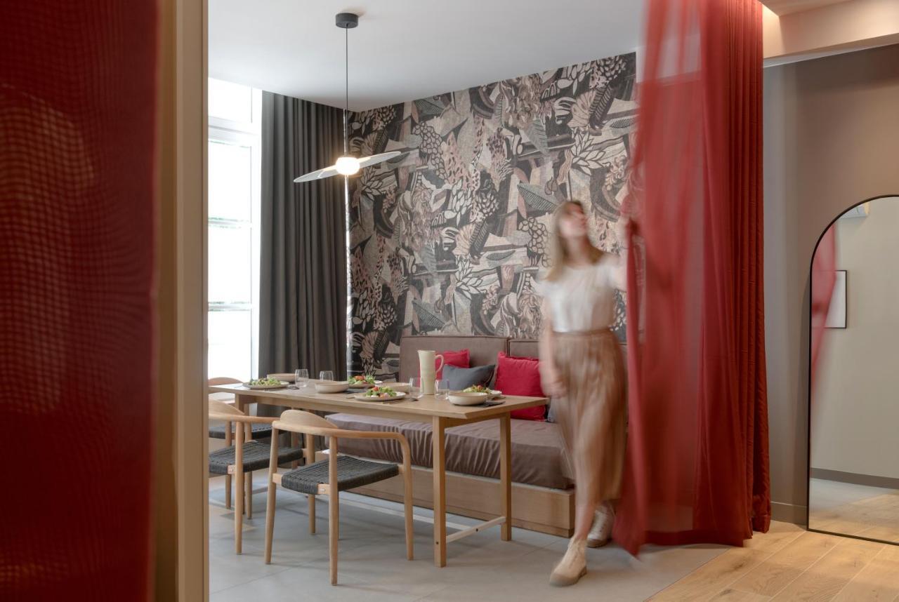 MiHotel Sala Lyon Bagian luar foto