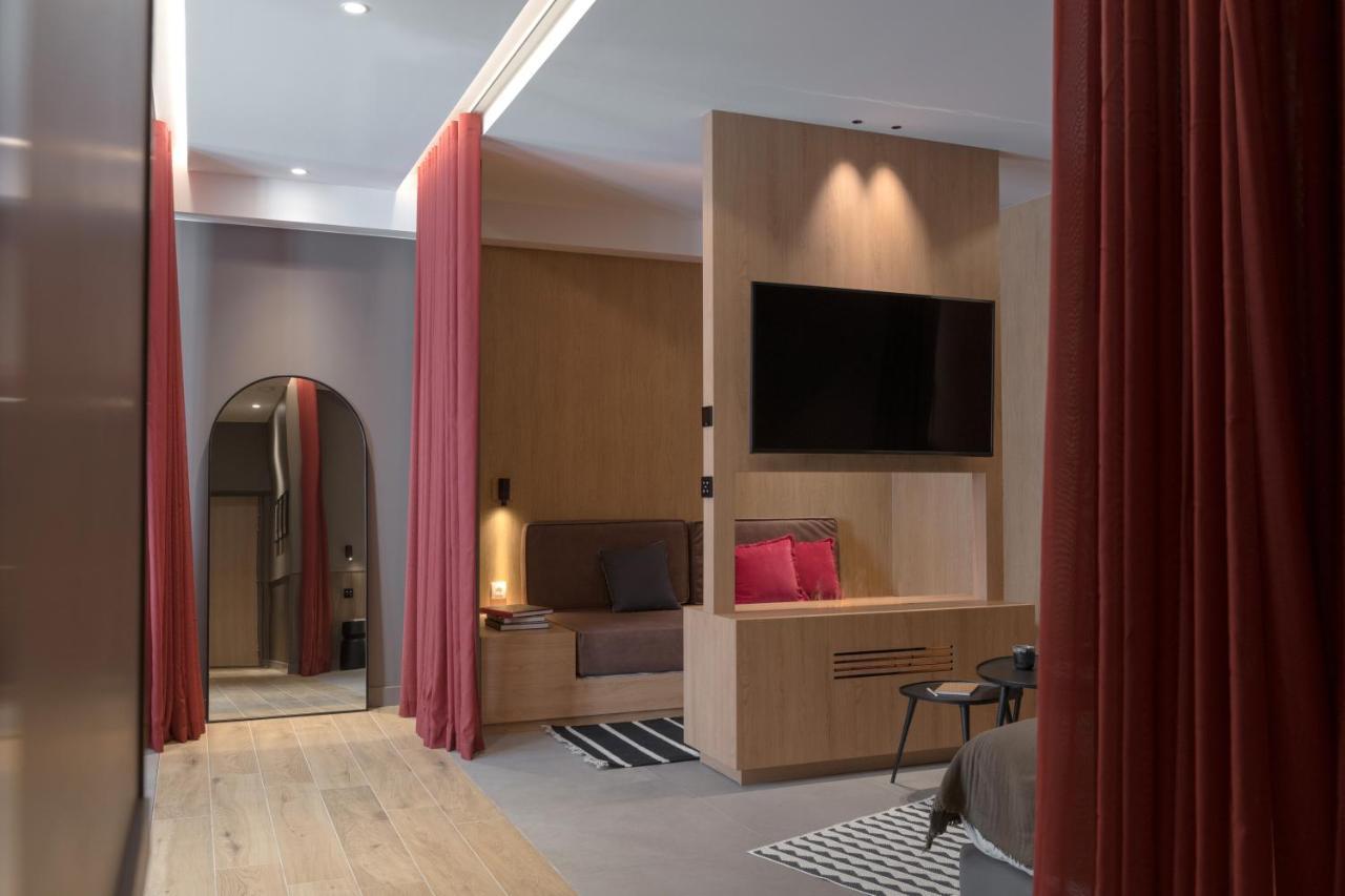 MiHotel Sala Lyon Bagian luar foto