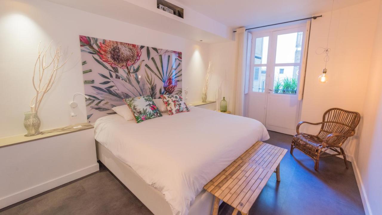 MiHotel Sala Lyon Bagian luar foto
